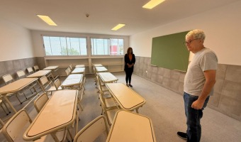 RECORRIDA POR LA NUEVA ESCUELA SECUNDARIA, N� 5 